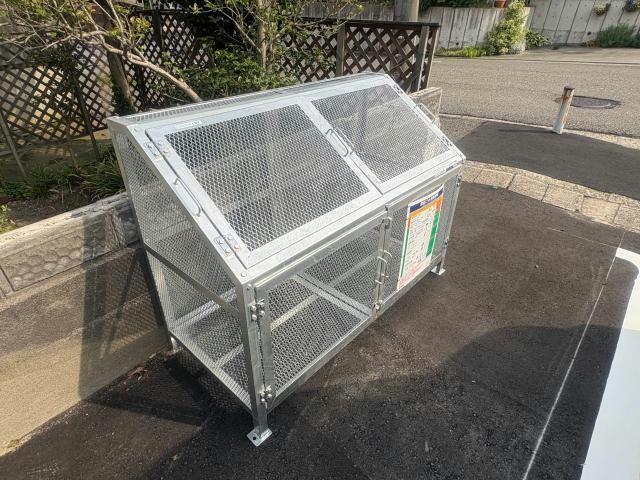  イーリッチテラス関屋本村