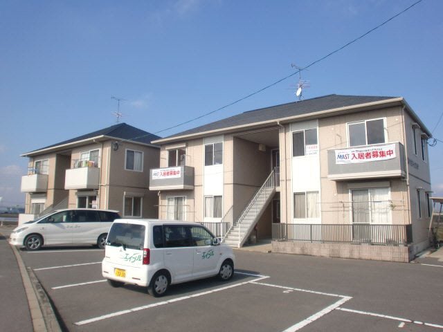  ロイヤルコート・ニシムラ