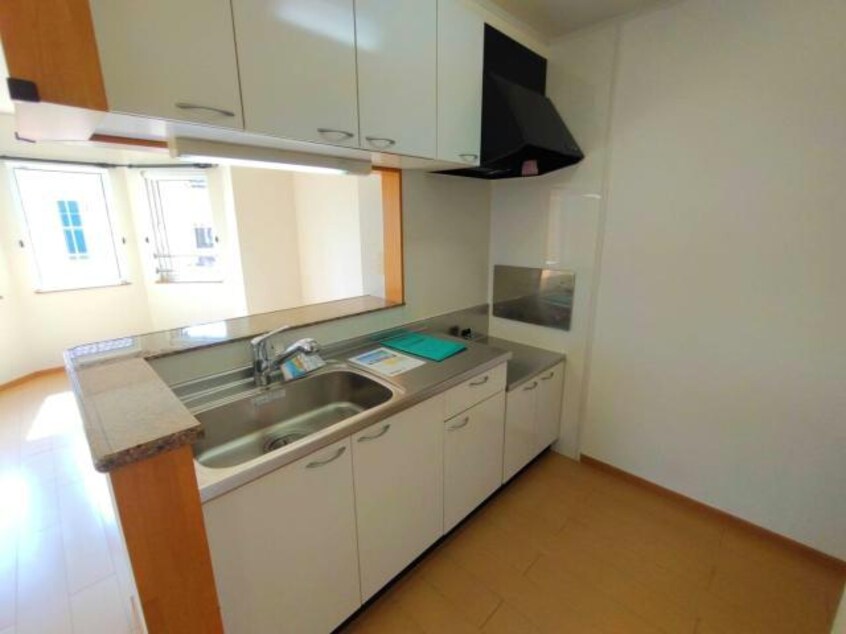  ベルプロムナードＢ