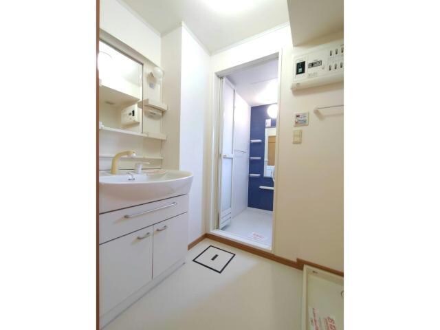  ベルプロムナードＢ