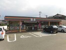 セブンイレブン佐賀大和尼寺店(コンビニ)まで390m メゾン・グランドールＦＵＪＩＷＡＲＡ