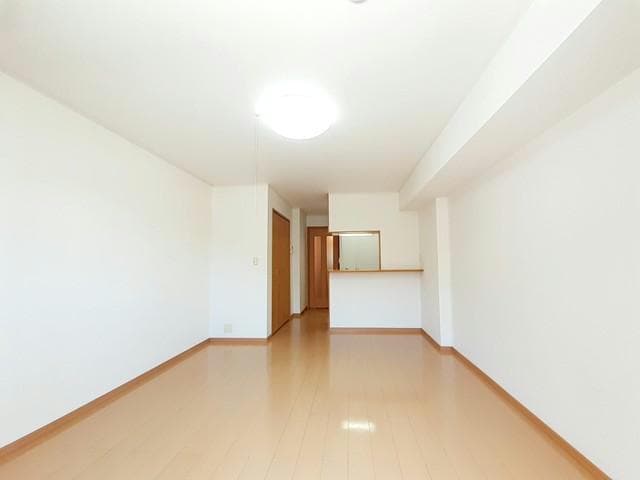  アーバンヒルズＡ