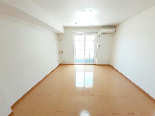  アーバンヒルズＡ