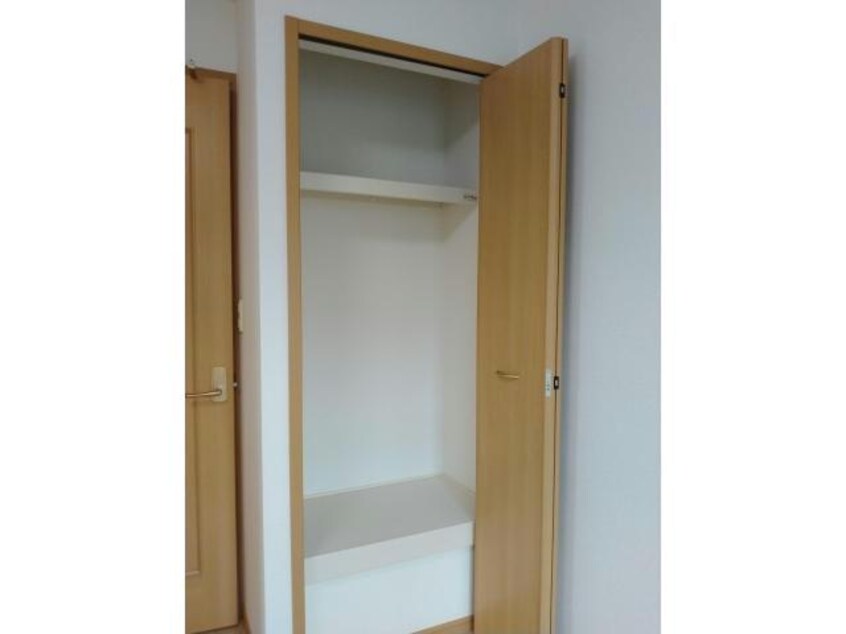  アーバンヒルズＡ