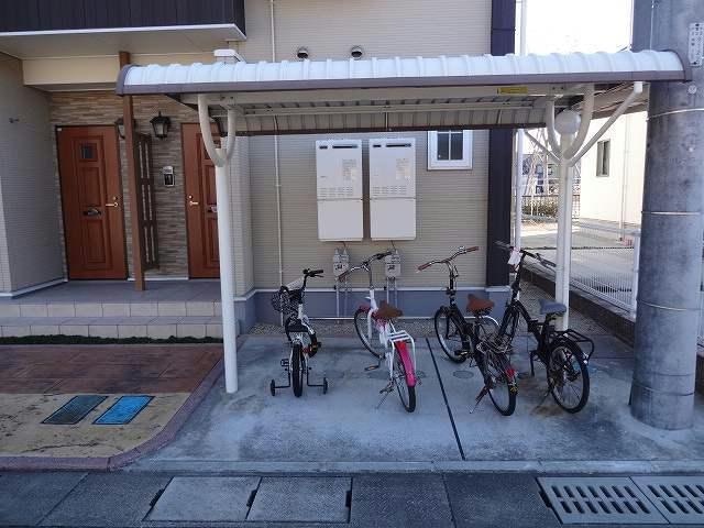  アーバンヒルズＢ