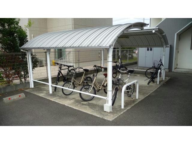  エグゼクティブフィーリア