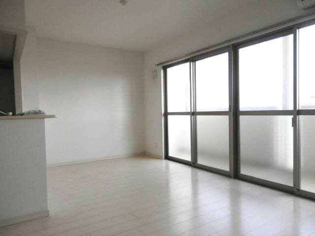  エグゼクティブフィーリア