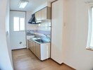  シャインウエストヒルズ　Ａ棟
