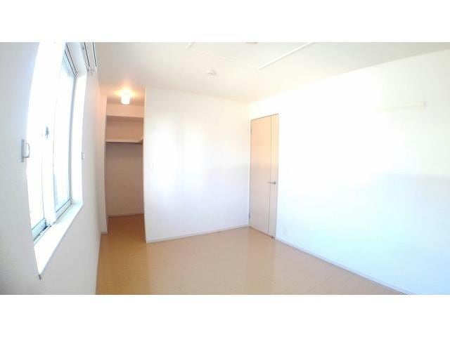  クレセントヴィラ