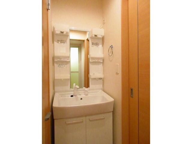  クレセントヴィラ