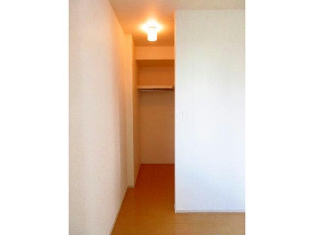  クレセントヴィラ