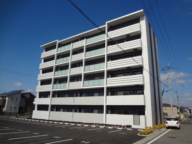  エグゼクティブ　イーストタワー