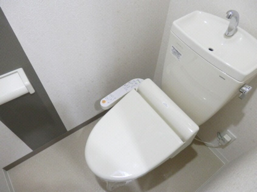  エグゼクティブ　イーストタワー