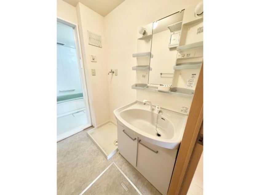  ロイヤルハイツ国分