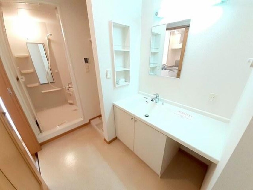  リバ・シティ夢咲Ⅲ