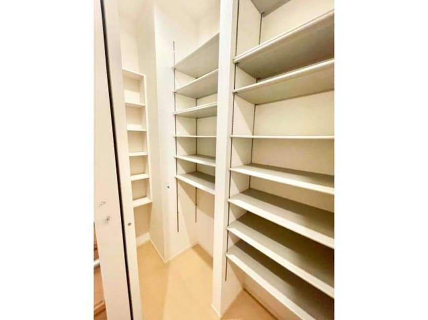  サンド・エルヴィータ　Ｂ棟