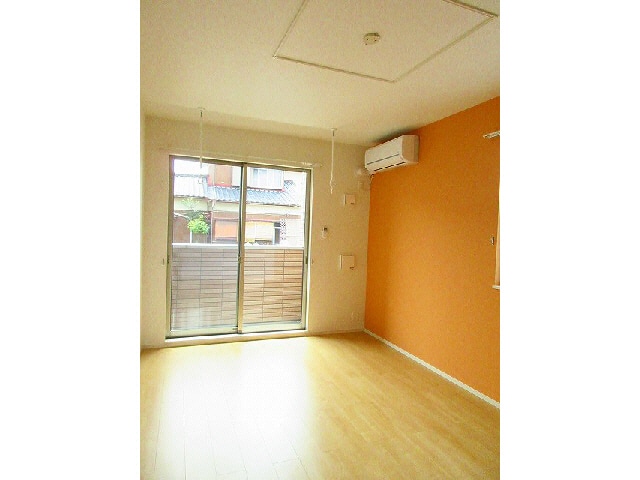 リビング サンリッサ　Ａ