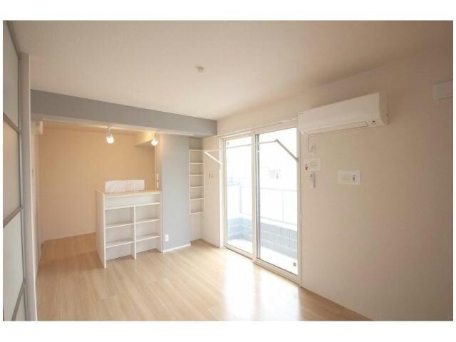  ファミールＳＨＯＷⅡ　B