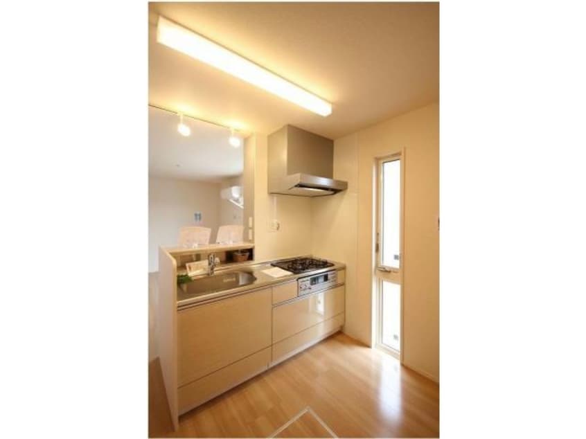  ファミールＳＨＯＷⅡ　B