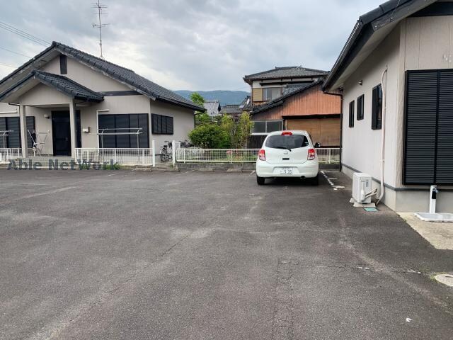 B駐車場3 小柳借家