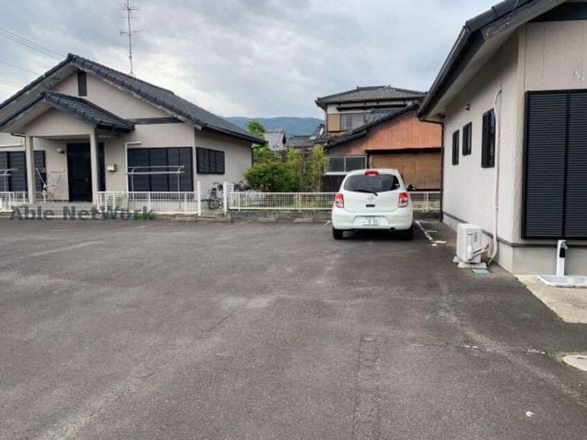 B駐車場3 小柳借家