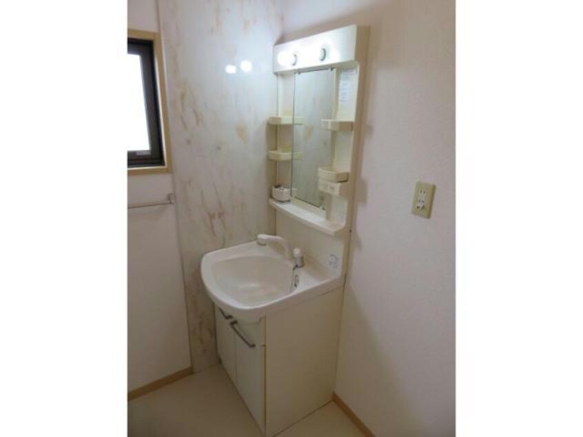  ヴィラ北川副　A棟