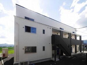 SERAI八番館