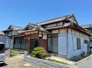 芦刈中島貸家の外観