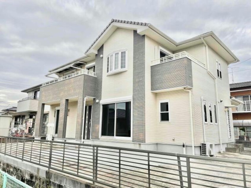  若楠三丁目貸家