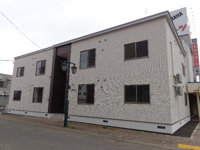  プレシェルト1条通