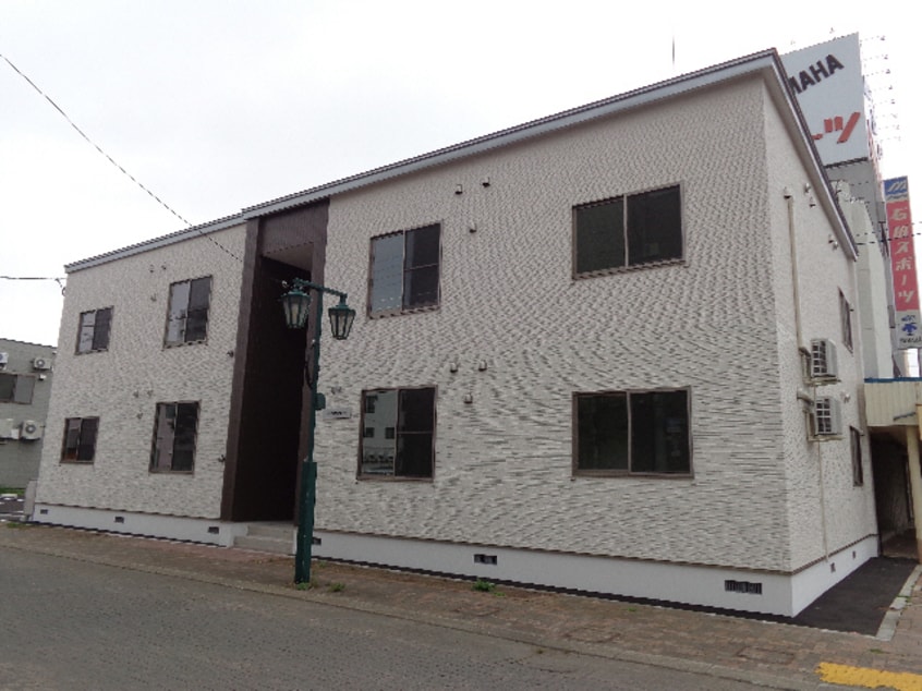  プレシェルト1条通