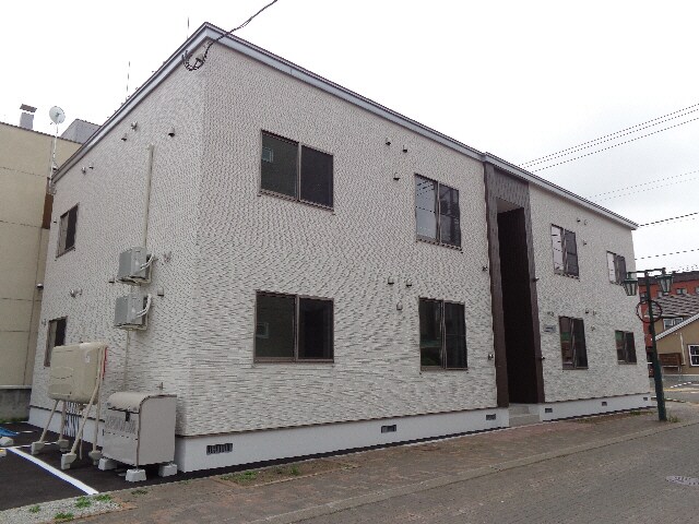  プレシェルト1条通