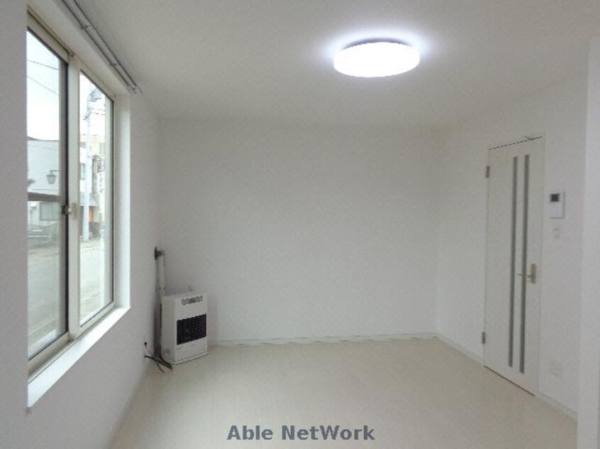  プレシェルト1条通