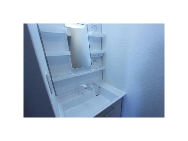  レオニール岩見沢