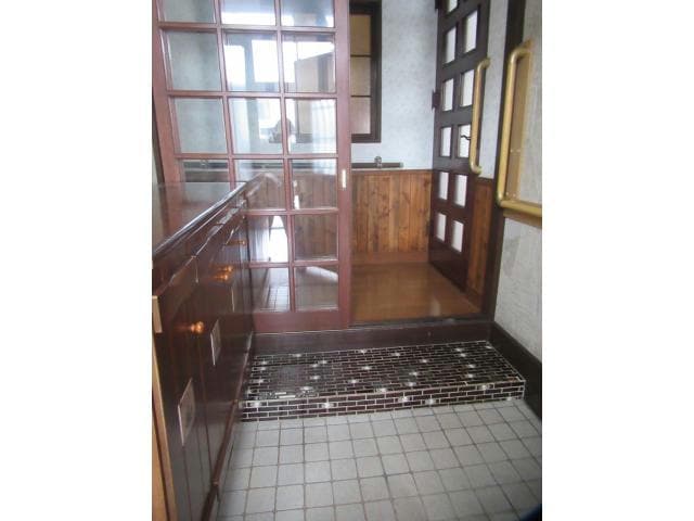  9条東9丁目貸家