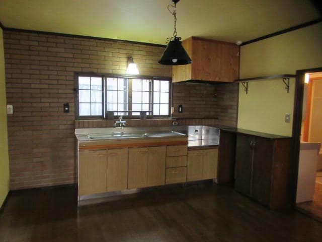  9条東9丁目貸家