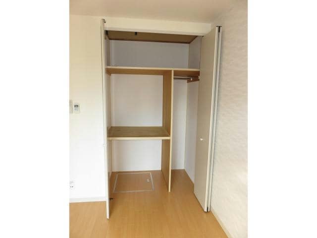  ディア　エスタ