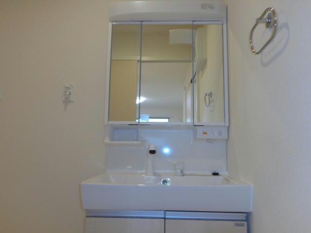  レーベンプラッツ