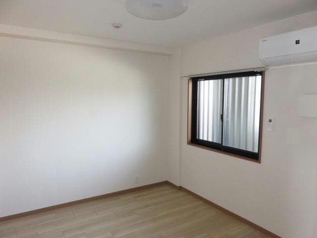  トムキャット103