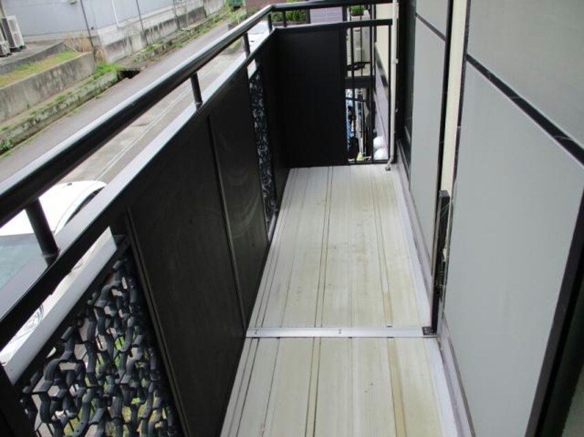  イーストハウス