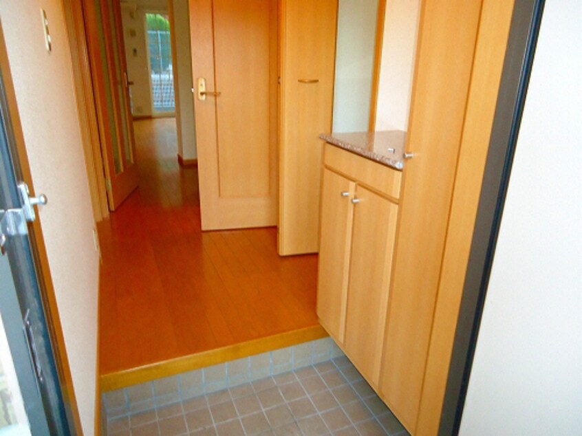  コータ・コート