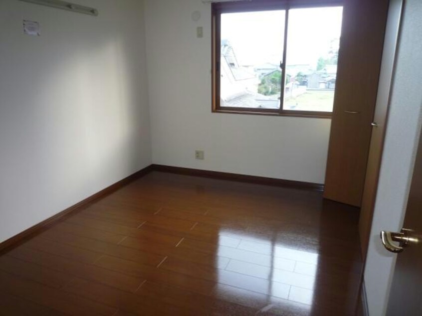  リバーサイド市川A・B