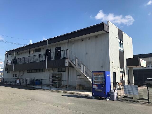  くれよんビル　貸事務所