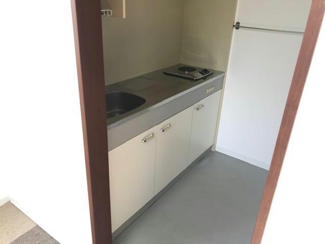  くれよんビル　貸事務所