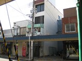 新井駅前店舗上住宅