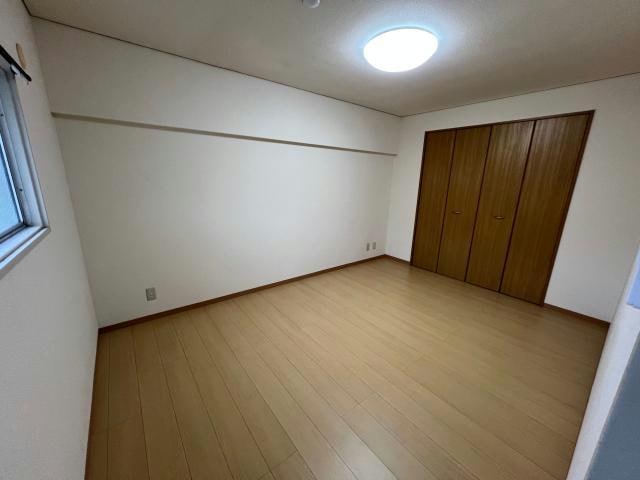 洋室 リバーサイド　ヤマヨ