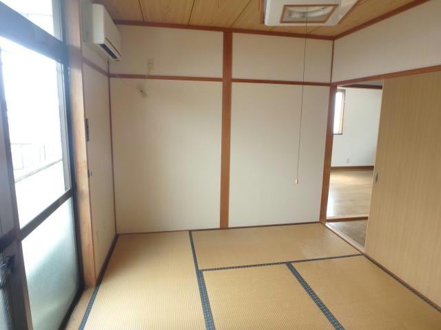 和室 第二菖蒲谷マンション