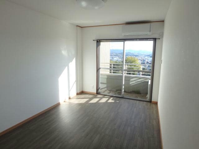  樫山マンション（朝日ヶ丘）