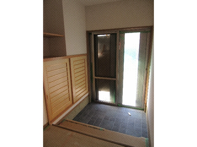  下三栖岩屋谷貸家