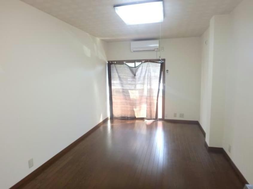 洋室 バーディハウス湊